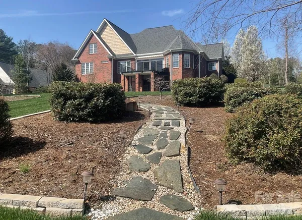 $1,650,000 | 5231 Peninsula Drive, Granite Falls, NC 28630