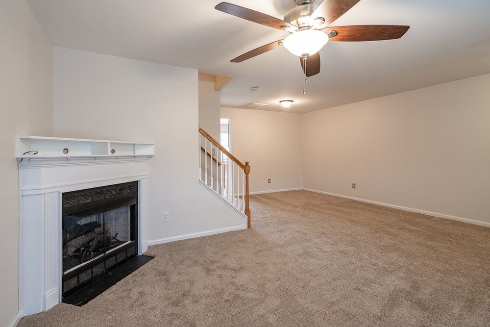 8021 River Gold Lane Raleigh, NC 27616 - Photo 4 of 30 Living Room