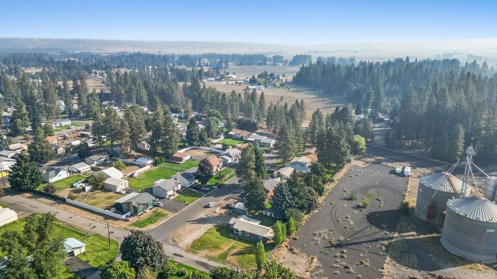 12124 North Myrtle Street Mead, WA 99021 - Photo 37 of 40