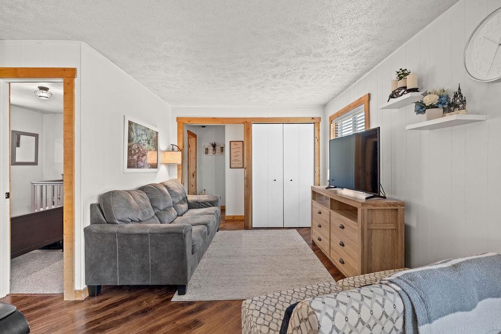 12124 North Myrtle Street Mead, WA 99021 - Photo 5 of 40