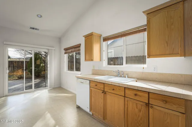 $450,000 | 9416 Long River Drive, Reno, NV 89506