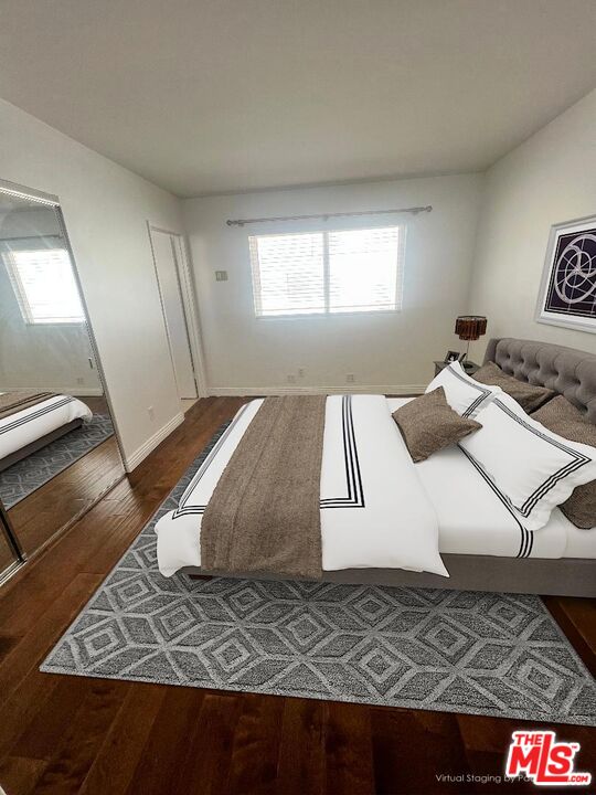 17153 Palisades Circle Pacific Palisades, CA 90272 - Photo 13 of 22 a living room with a rug