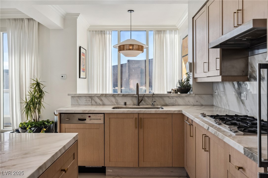 2857 Paradise Road, Unit 2203 Las Vegas, NV 89109 - Photo 20 of 48 Gallery Image 20