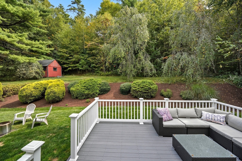 18 South Road Sturbridge, MA 01566 - Photo 31 of 40