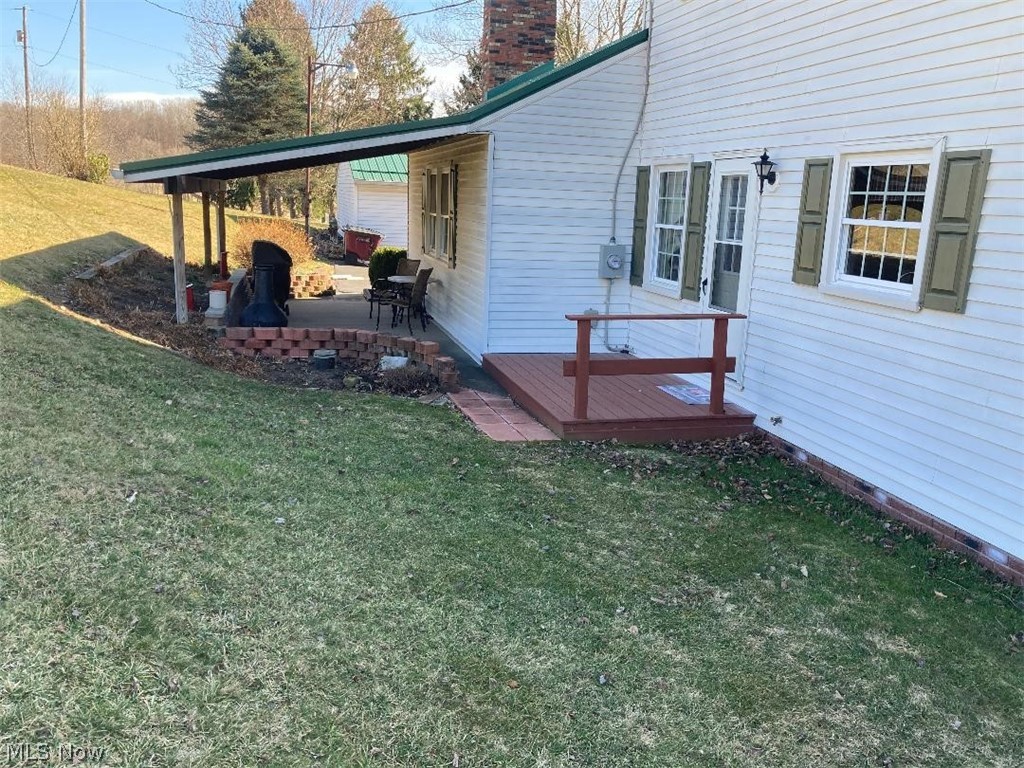 28102 Speidel Road East Rochester, OH 44625 - Photo 4 of 17