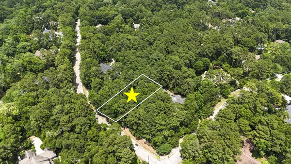 a view of a tennis court