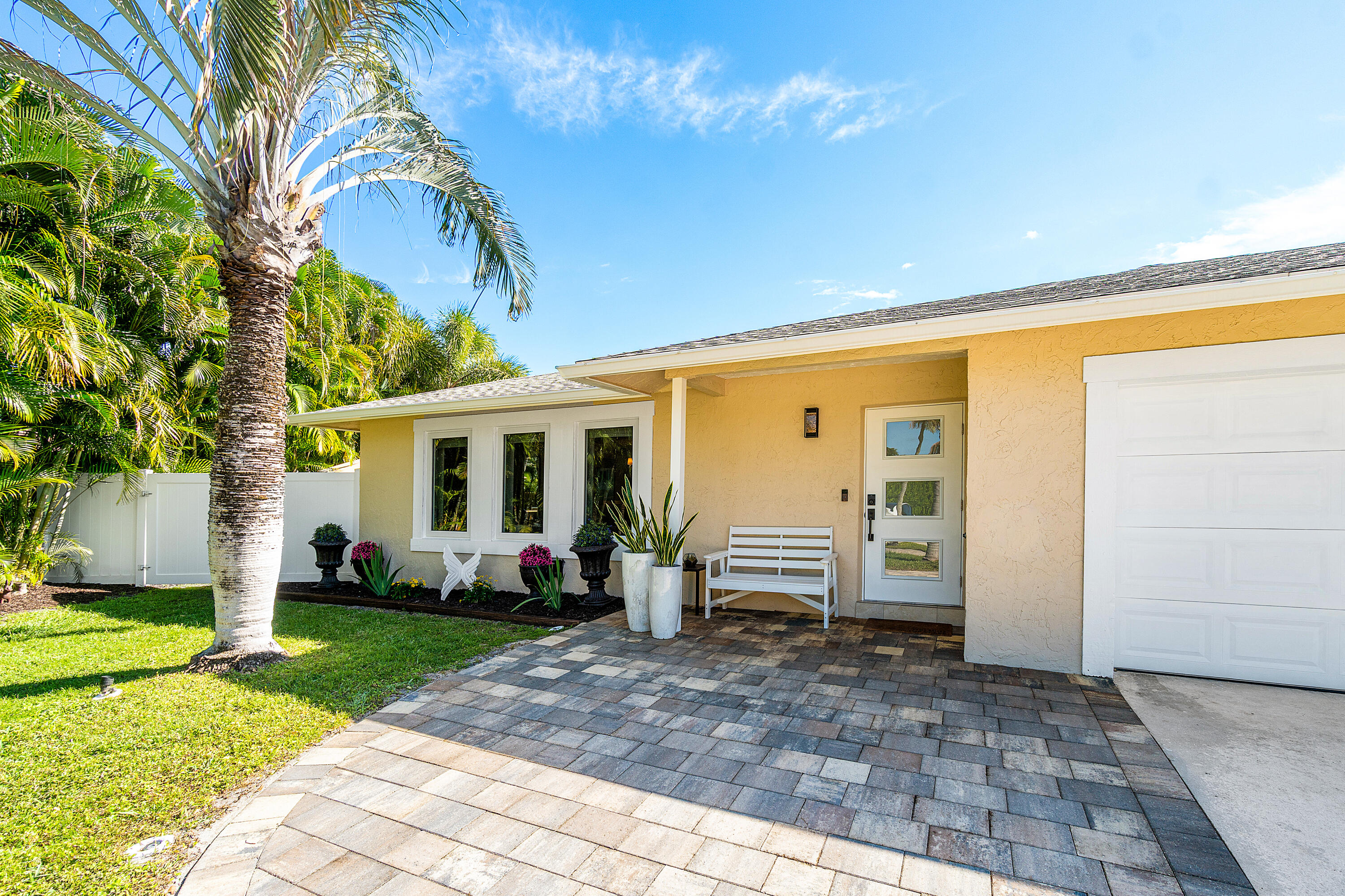 6094 Royal Lytham Drive Boca Raton, FL 33433 - Photo 4 of 45 4