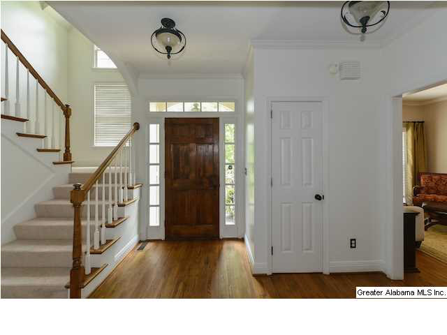 1723 Ridge Road Birmingham, AL 35209 - Photo 5 of 31