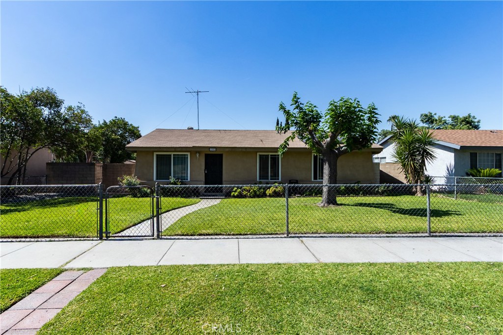 485 East Randall Avenue Rialto, CA 92376 - Photo 5 of 37