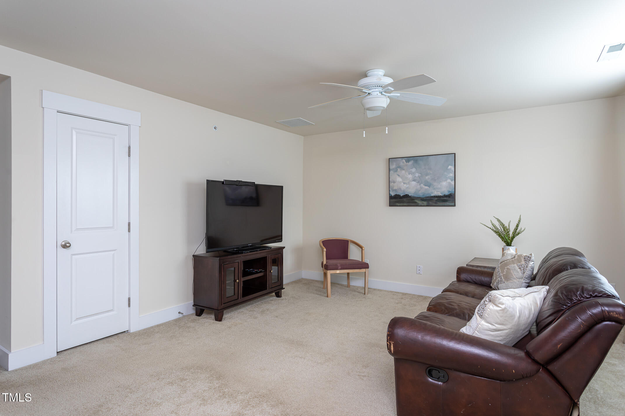 9306 Alcazar Walk Raleigh, NC 27617 - Photo 21 of 45 mouton-9306-alcazar-14