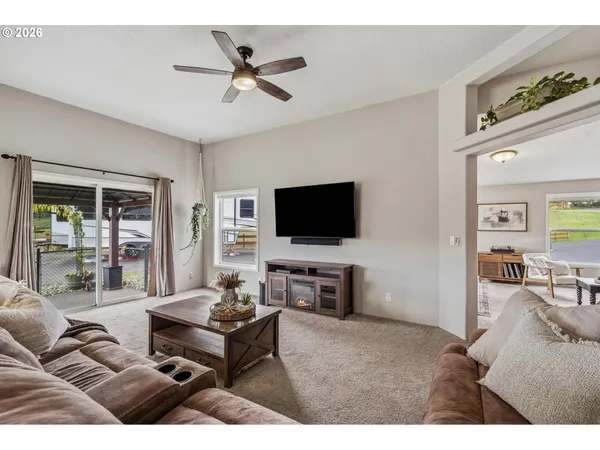 $725,000 | 308 Southeast 412th Avenue, Washougal, WA 98671
