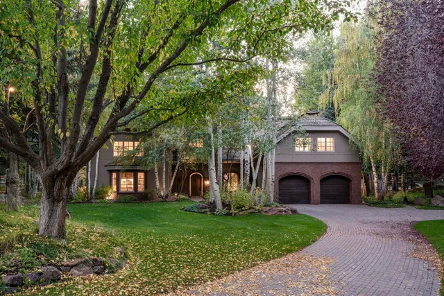 $10,500,000 | 561 Northwood Way, Ketchum, ID 83340