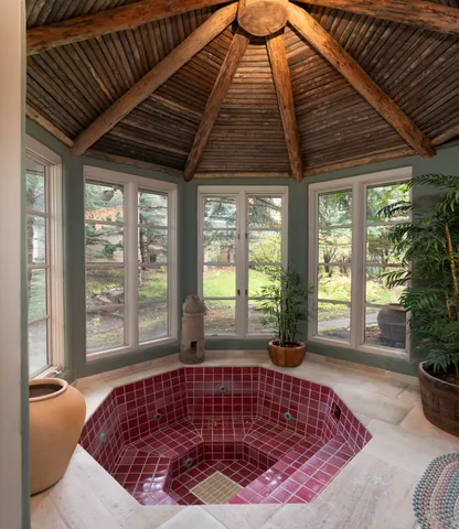 $10,500,000 | 561 Northwood Way, Ketchum, ID 83340