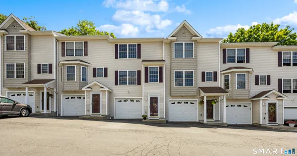 $275,000 | 119 Taft Pointe, Unit 3, Waterbury, CT 06708