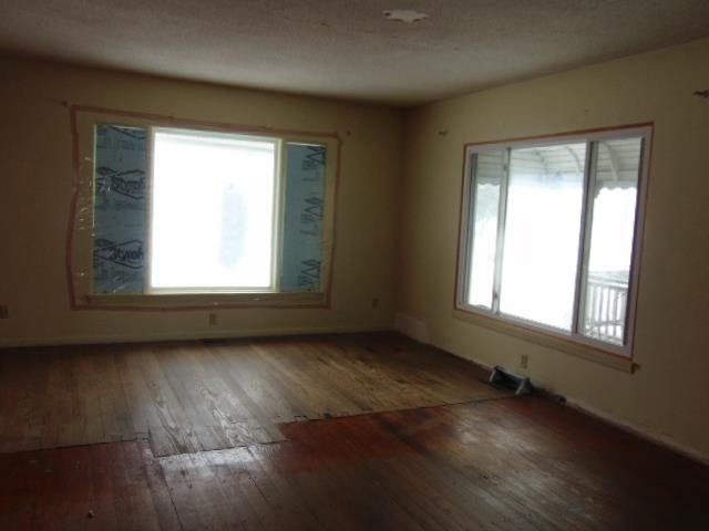 1514 East Chip Road Kawkawlin, MI 48631 - Photo 9 of 18