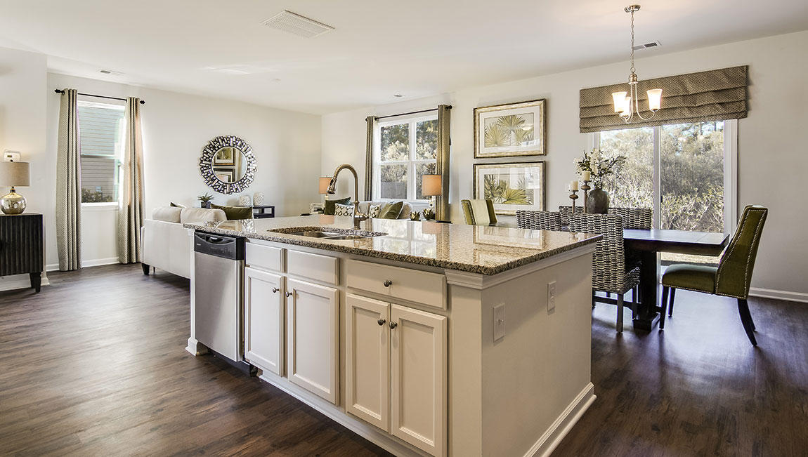213 Goshen Road Moncks Corner, SC 29461 - Photo 8 of 38 Perfet for Entertaining!