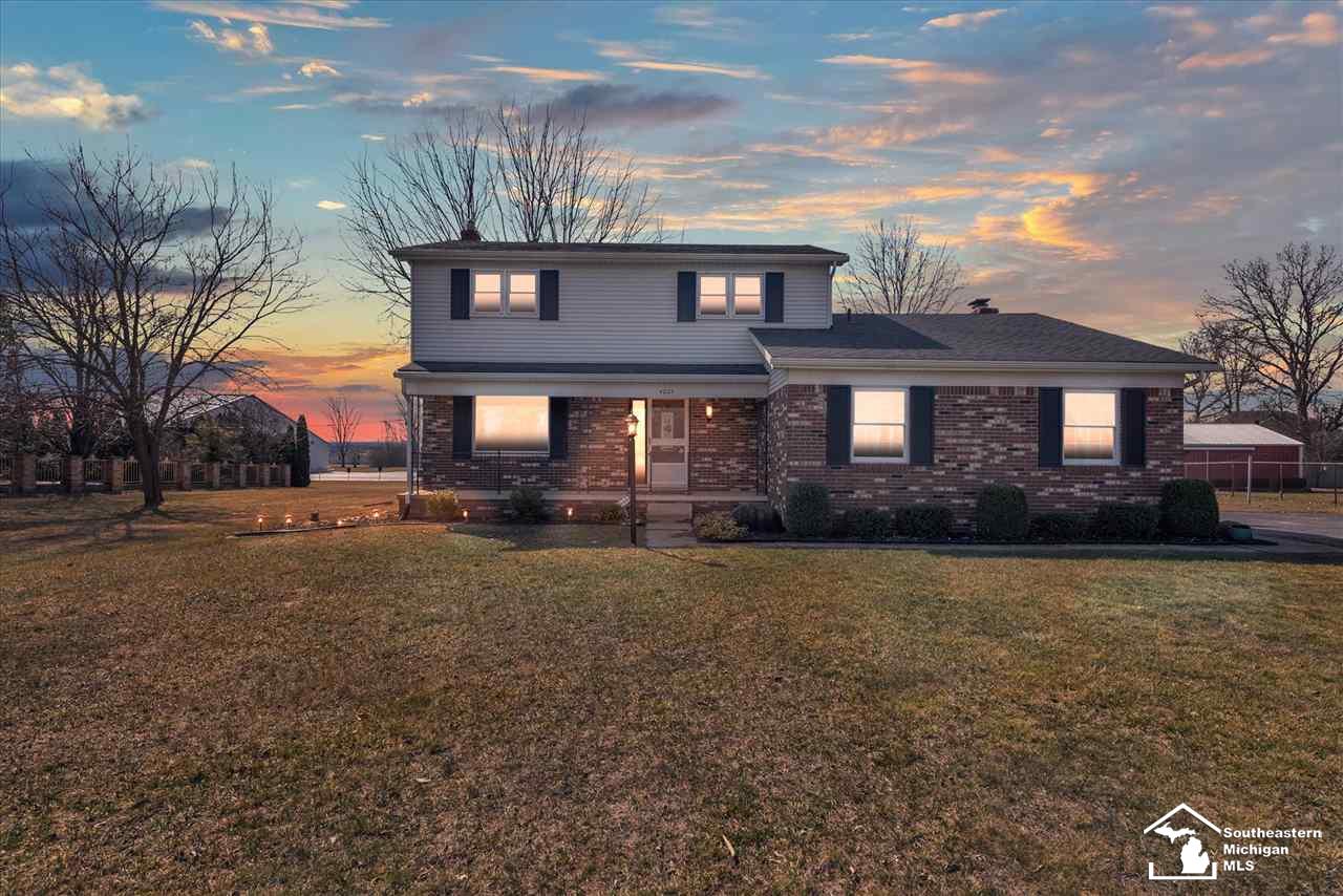 4023 South Custer Road Monroe, MI 48161 - Photo 3 of 38