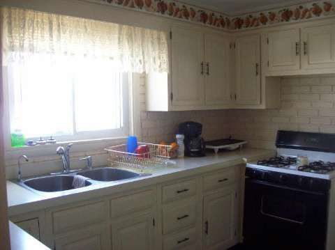 930 Schust Road Saginaw, MI 48604 - Photo 3 of 6