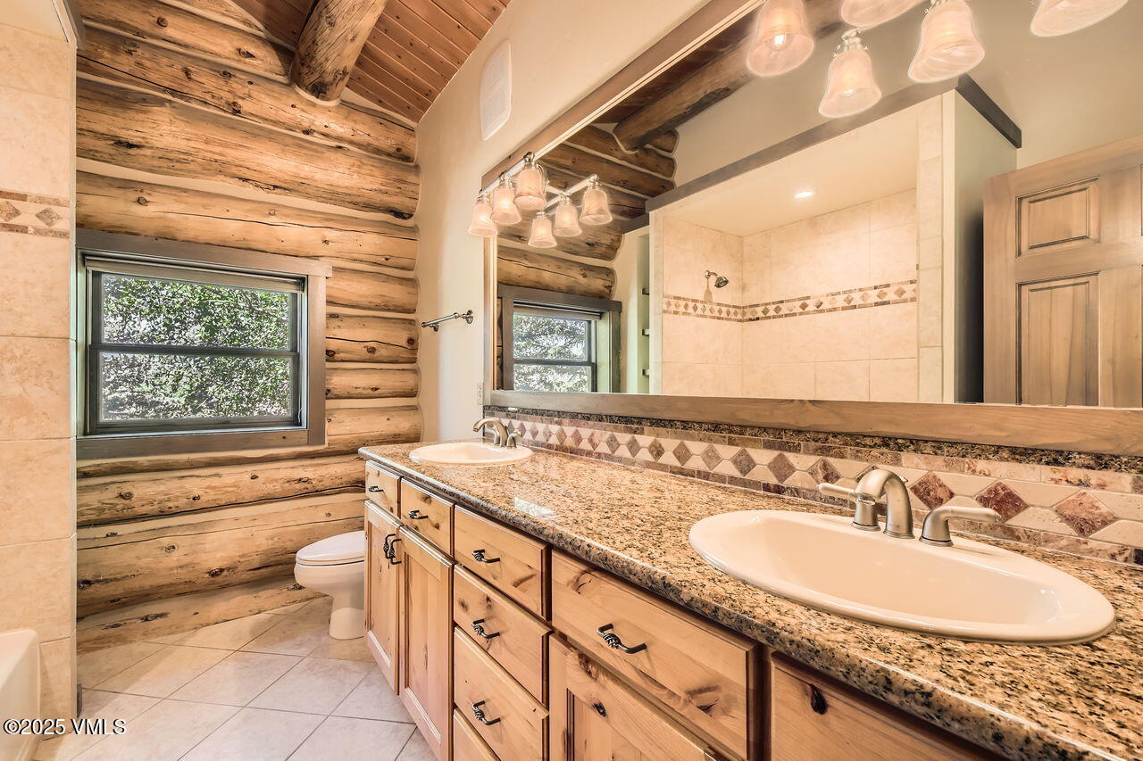 121 Hackamore Road, Unit A Edwards, CO 81632 - Photo 14 of 29 Primary Bathroom