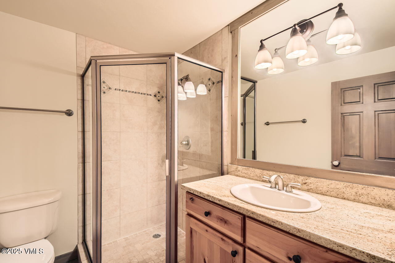 121 Hackamore Road, Unit A Edwards, CO 81632 - Photo 19 of 29 Lower Level Bathroom