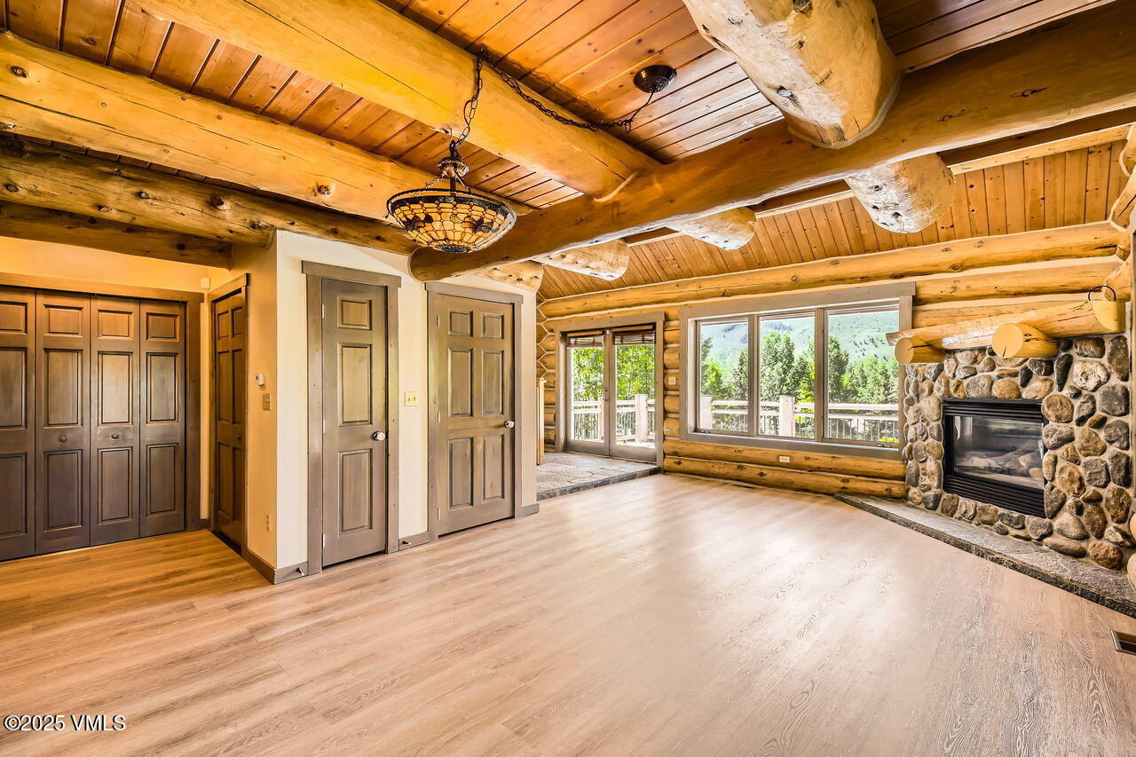 121 Hackamore Road, Unit A Edwards, CO 81632 - Photo 7 of 29 Living Room
