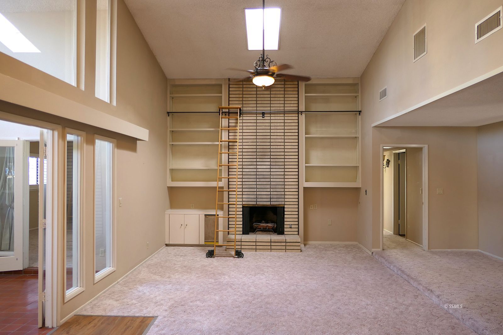 616 Sylvia Avenue Ridgecrest, CA 93555 - Photo 5 of 15 Gallery Image 5