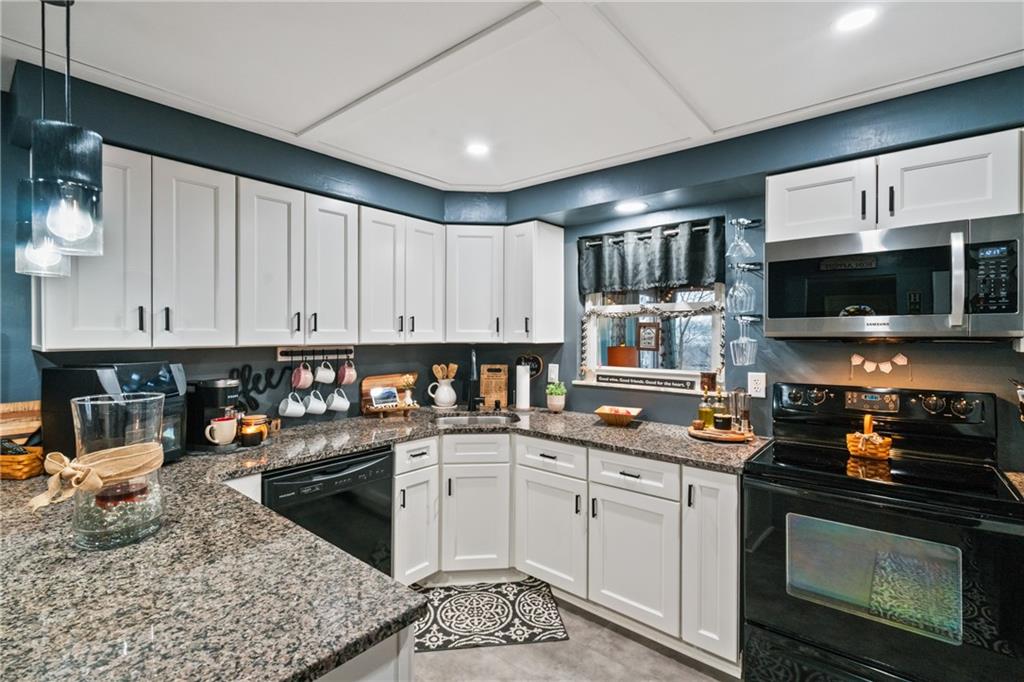 3242 Provost Road Pittsburgh, PA 15227 - Photo 14 of 26