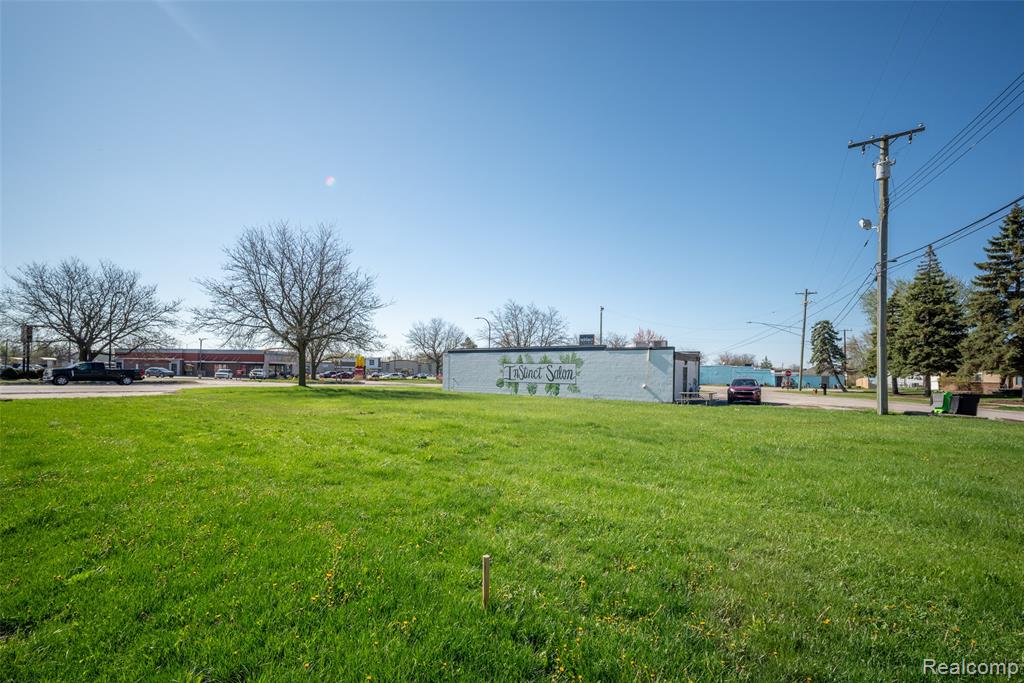 27200 Telegraph Road Flat Rock, MI 48134 - Photo 13 of 15