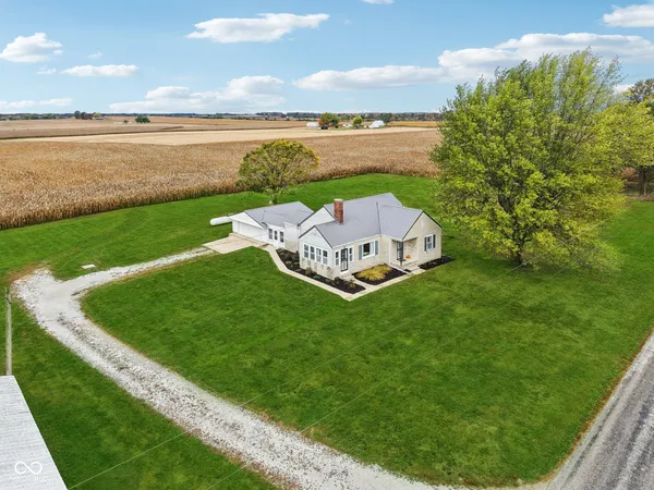 $339,900 | 7798 South County Road 950 East, Cloverdale, IN 46120