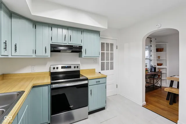 $379,000 | 7798 South County Road 950 East, Cloverdale, IN 46120