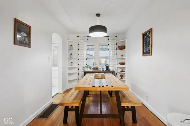 $379,000 | 7798 South County Road 950 East, Cloverdale, IN 46120