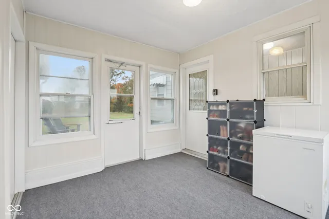 $379,000 | 7798 South County Road 950 East, Cloverdale, IN 46120