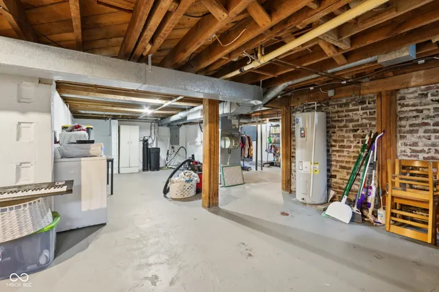 $379,000 | 7798 South County Road 950 East, Cloverdale, IN 46120