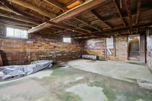 $379,000 | 7798 South County Road 950 East, Cloverdale, IN 46120