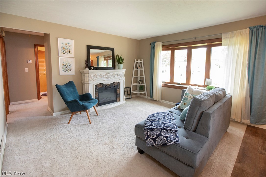 19783 Drake Road Strongsville, OH 44149 - Photo 6 of 35 Gallery Image 6