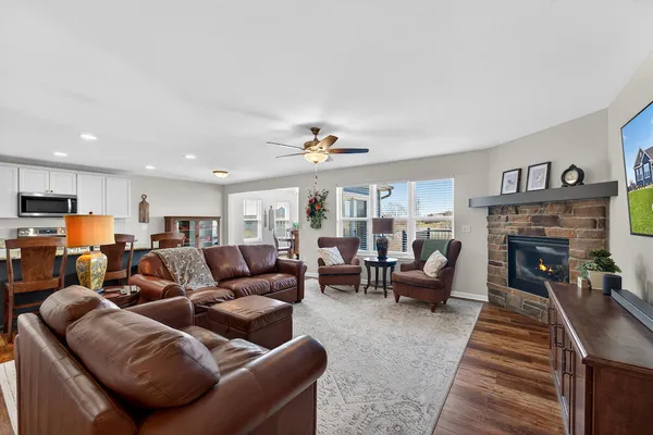 $575,000 | 879 Amber Lane, Port Washington, WI 53074