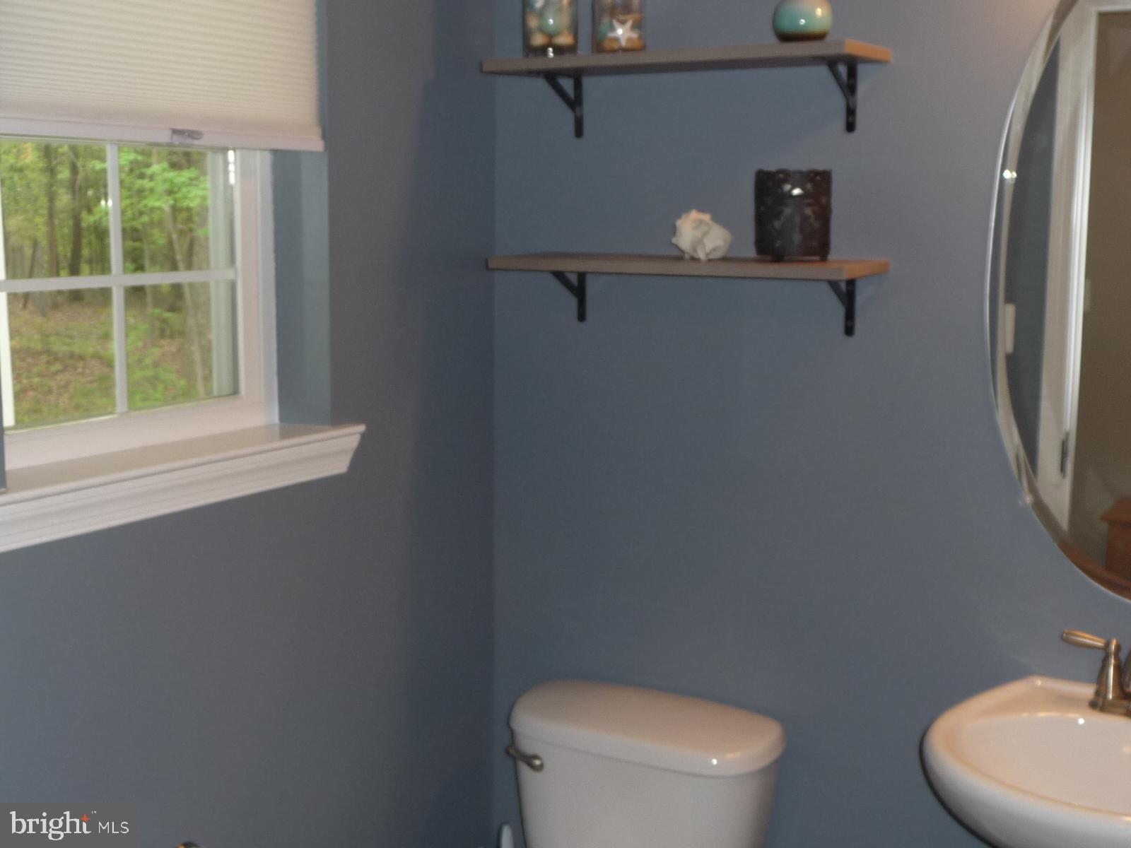1848 Potomac Road Pasadena, MD 21122 - Photo 8 of 46 Bath
