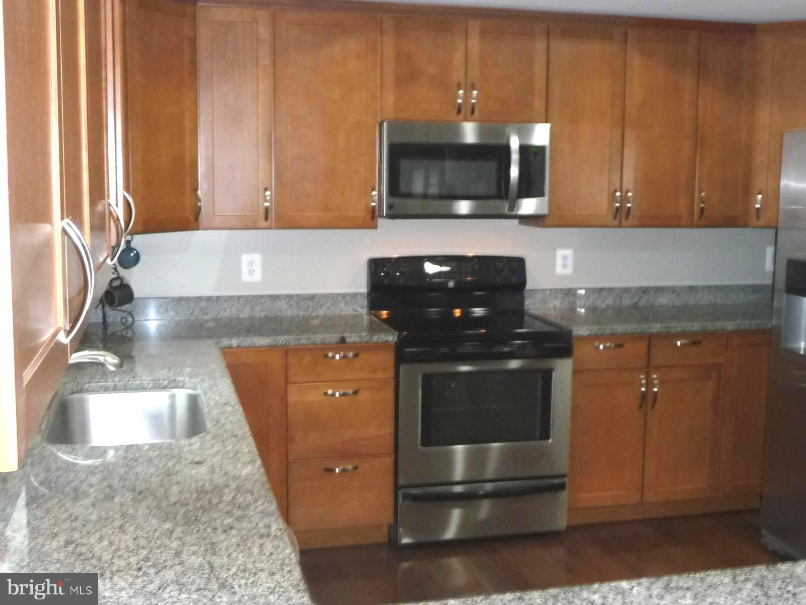 1848 Potomac Road Pasadena, MD 21122 - Photo 10 of 46 Kitchen