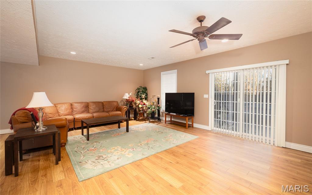 14418 County Road 7145 Rolla, MO 65401 - Photo 28 of 31