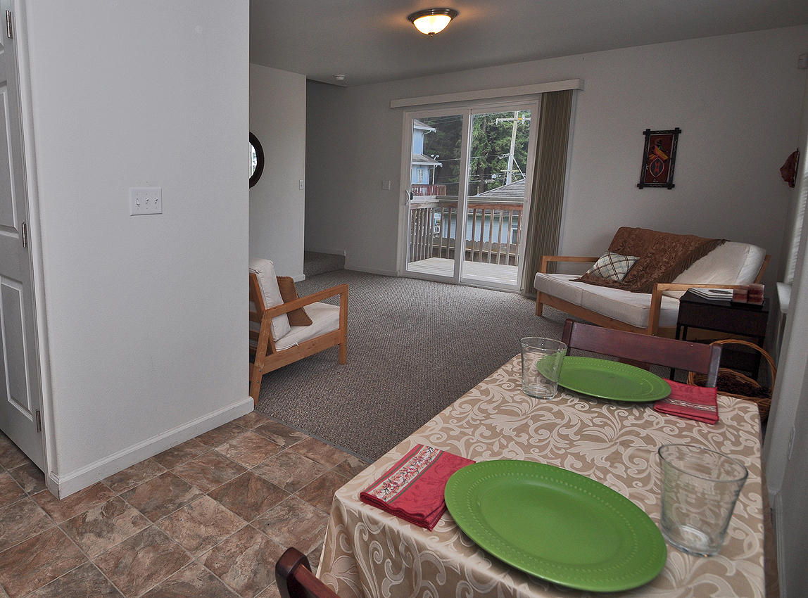 575 24th Street Arcata, CA 95521 - Photo 4 of 9