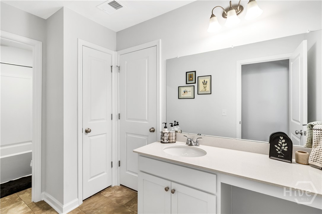 1166 Wilkins Road Midway, GA 31320 - Photo 20 of 28 Bathroom 2 (Jack & Jill)