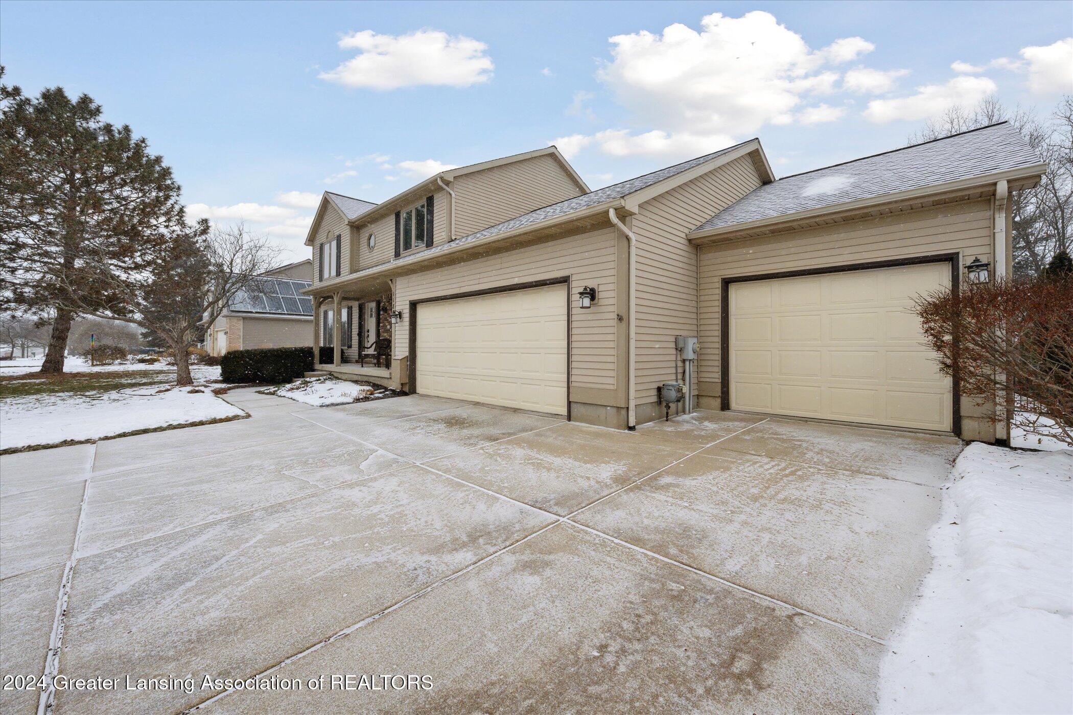 11865 Schavey Road Dewitt, MI 48820 - Photo 4 of 62 Exterior Front