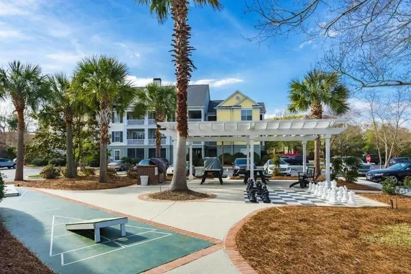 $2,200 | 130 River Landing Drive, Unit 10302, Daniel Island, SC 29492