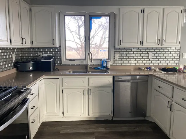 $295,000 | 602 North 29th Road, LaSalle, IL 61301