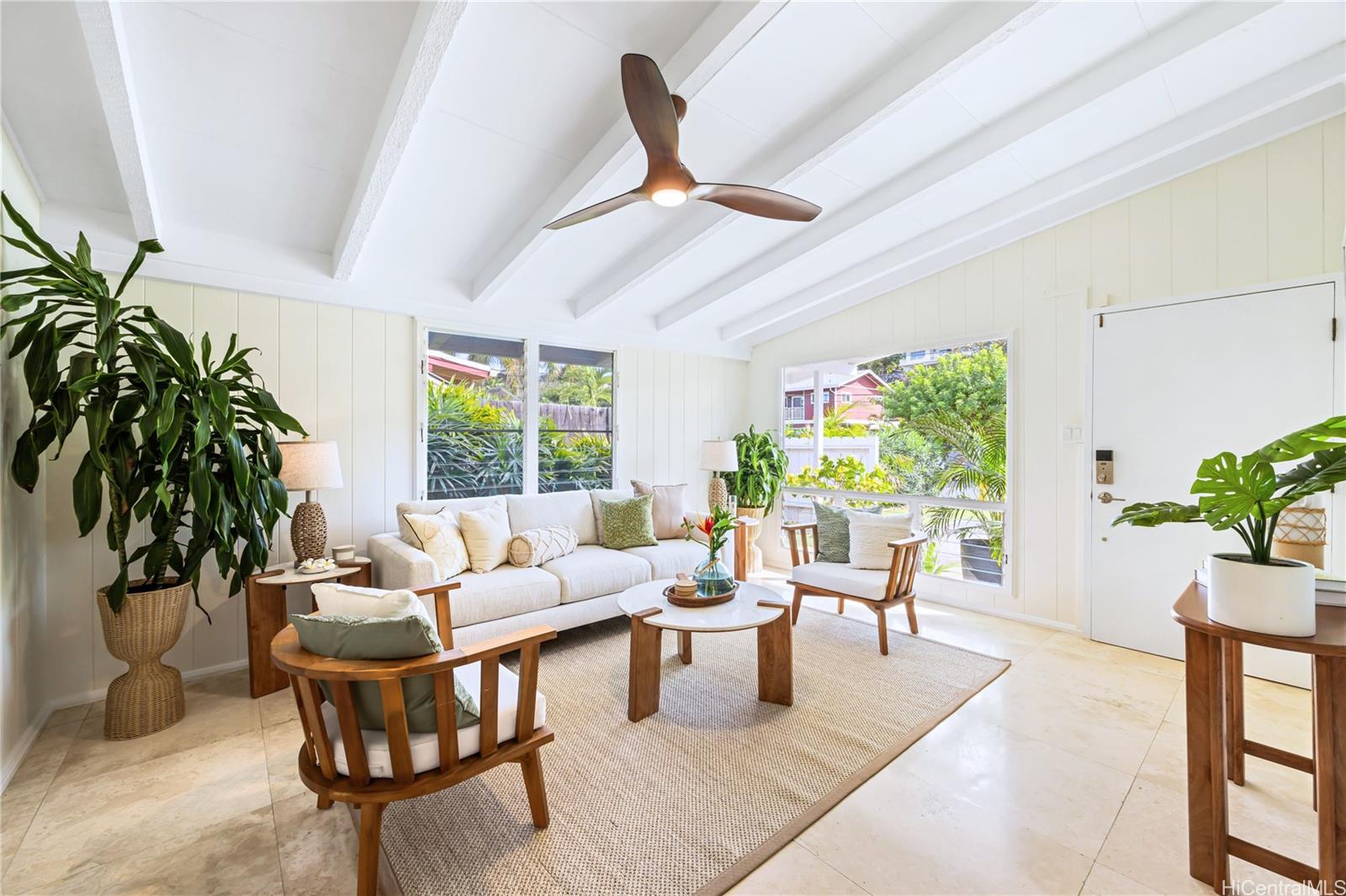 172 Alala Road Kailua, HI 96734 - Photo 8 of 25 Front Living Room is a perfect 2nd living area for a large family.