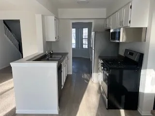 $2,200 | 415 Newbury Drive, Island Lake, IL 60042