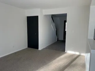 $2,200 | 415 Newbury Drive, Island Lake, IL 60042