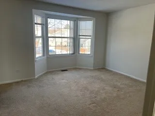 $2,200 | 415 Newbury Drive, Island Lake, IL 60042