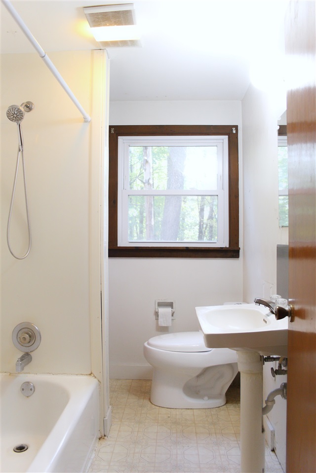 46 Bellamy Road Dover, NH 03820 - Photo 12 of 17
