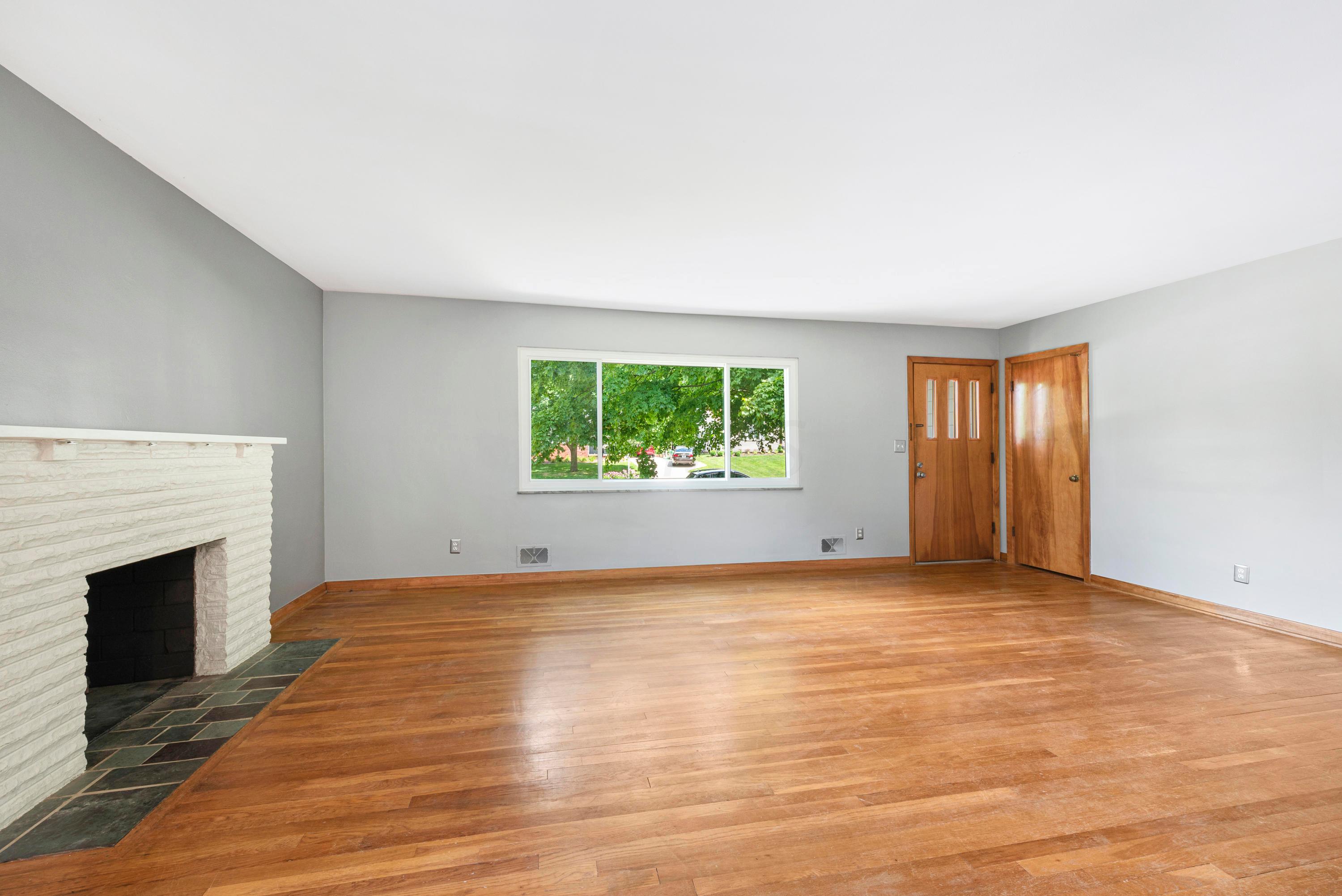 2737 Shrewsbury Road Columbus, OH 43221 - Photo 8 of 33